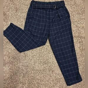 Women’s A New Day Cropped Plaid Trousers- size 8